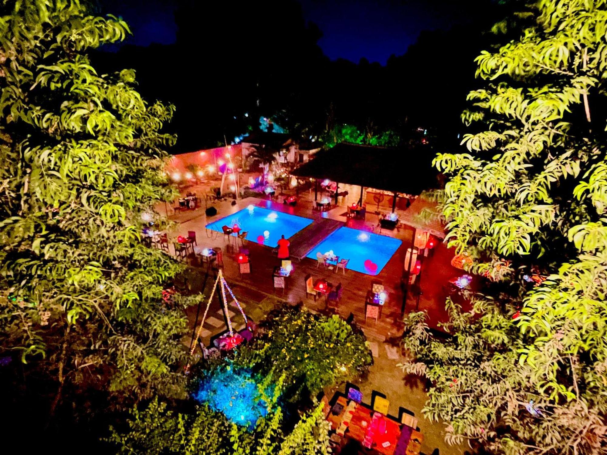 Le Patio Hotel Lome Bagian luar foto